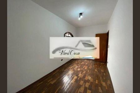 Casa à venda com 178m², 3 quartos e 2 vagas