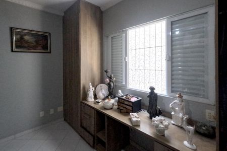 Casa para alugar com 290m², 4 quartos e 3 vagasSuíte 2 - 1º Piso