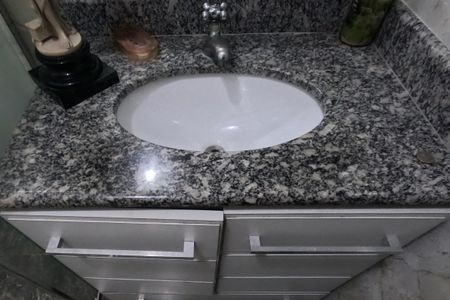 Casa para alugar com 290m², 4 quartos e 3 vagasBanheiro da Suíte 2 (Closet) - 1º Piso