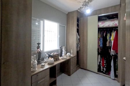 Casa para alugar com 290m², 4 quartos e 3 vagasSuíte 2 - 1º Piso