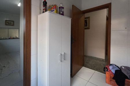 Casa para alugar com 290m², 4 quartos e 3 vagasÁrea de Serviço - 1º Piso