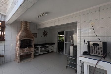 Casa para alugar com 290m², 4 quartos e 3 vagasEspaço Gourmet com Churrasqueira - 2º Piso