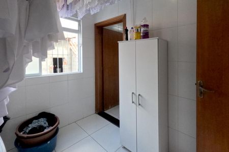 Casa para alugar com 290m², 4 quartos e 3 vagasÁrea de Serviço - 1º Piso