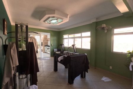 Casa para alugar com 290m², 4 quartos e 3 vagasSala de estar - 2º Piso