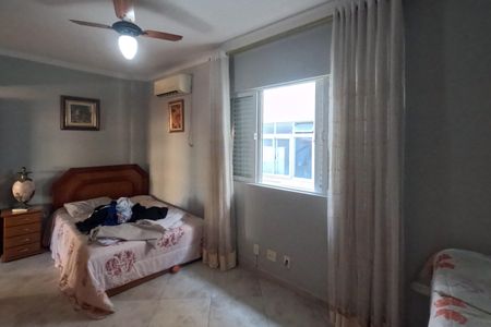 Casa para alugar com 290m², 4 quartos e 3 vagasSuíte - 2º Piso