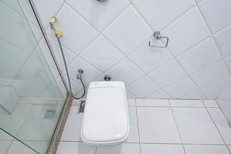 Casa de condomínio à venda com 350m², 3 quartos e 2 vagasBanheiro Social