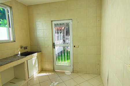 Casa de condomínio à venda com 350m², 3 quartos e 2 vagasÁrea de Serviço