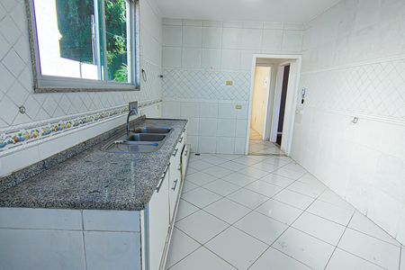 Casa de condomínio à venda com 350m², 3 quartos e 2 vagasCozinha