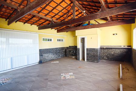 Casa de condomínio à venda com 350m², 3 quartos e 2 vagasÁrea de Lazer