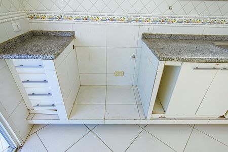 Casa de condomínio à venda com 350m², 3 quartos e 2 vagasCozinha