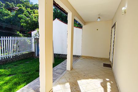 Casa de condomínio à venda com 350m², 3 quartos e 2 vagasÁrea Externa