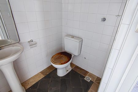 Casa de condomínio à venda com 350m², 3 quartos e 2 vagasBanheiro da Área de Lazer