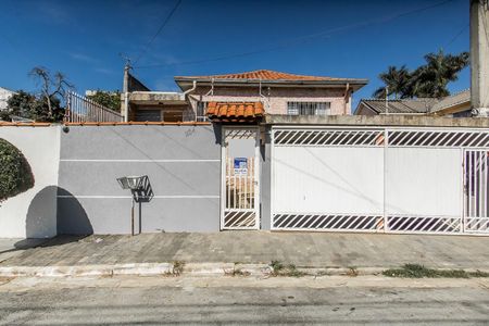 Casa para alugar com 120m², 3 quartos e 1 vagaFachada + Placa