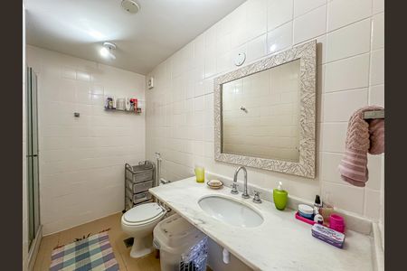 Apartamento à venda com 99m², 3 quartos e 1 vagaBanheiro Social