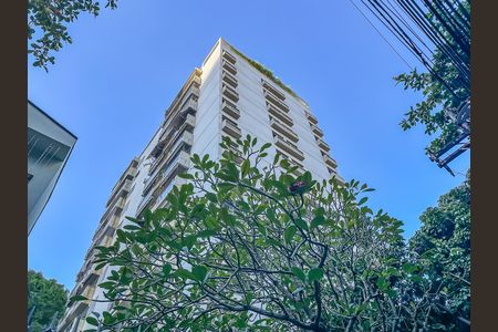 Apartamento à venda com 99m², 3 quartos e 1 vagaFachada 