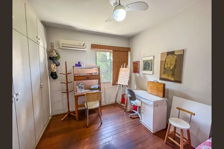 Apartamento à venda com 99m², 3 quartos e 1 vagaQuarto 2