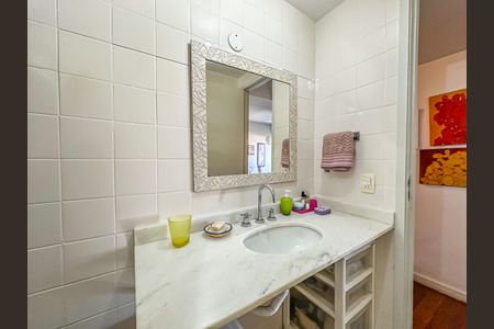 Apartamento à venda com 99m², 3 quartos e 1 vagaBanheiro Social