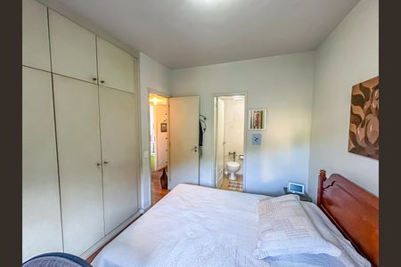 Apartamento à venda com 99m², 3 quartos e 1 vagaSuíte 