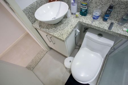 Apartamento à venda com 74m², 3 quartos e sem vagaBanheiro Social