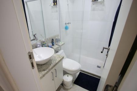Apartamento à venda com 74m², 3 quartos e sem vagaBanheiro Social