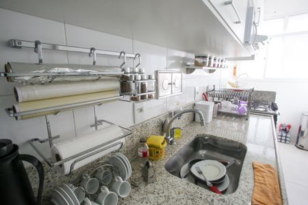 Apartamento à venda com 74m², 3 quartos e sem vagaCozinha