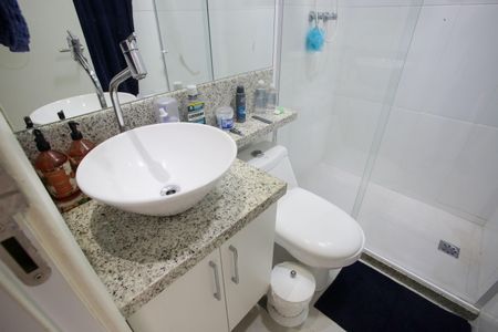 Apartamento à venda com 74m², 3 quartos e sem vagaBanheiro Social