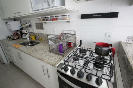 Apartamento à venda com 74m², 3 quartos e sem vagaCozinha