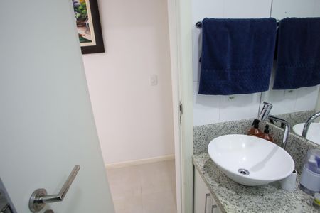 Apartamento à venda com 74m², 3 quartos e sem vagaBanheiro Social