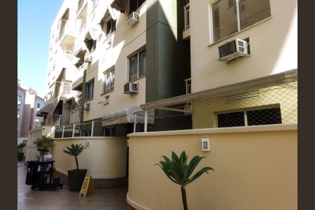 Apartamento à venda com 74m², 3 quartos e sem vagaFachada 