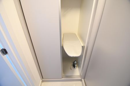 Apartamento à venda com 47m², 1 quarto e 1 vagaQuarto - Armários