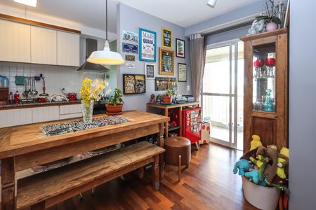 Apartamento à venda com 65m², 2 quartos e 1 vaga Apartamento à venda com 65m², 2 quartos e 1 vagaSala