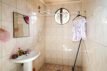 Casa à venda com 500m², 3 quartos e 4 vagas Casa à venda com 500m², 3 quartos e 4 vagasBanheiro da Suíte 2