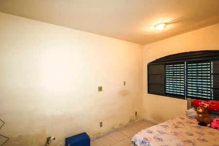 Casa à venda com 500m², 3 quartos e 4 vagas Casa à venda com 500m², 3 quartos e 4 vagasSuíte 2