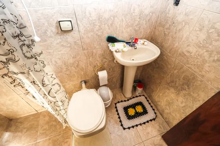 Casa à venda com 500m², 3 quartos e 4 vagas Casa à venda com 500m², 3 quartos e 4 vagas Banheiro da Suíte 3