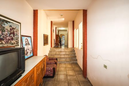 Casa à venda com 500m², 3 quartos e 4 vagas Casa à venda com 500m², 3 quartos e 4 vagasSala