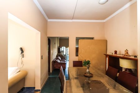 Casa à venda com 500m², 3 quartos e 4 vagas Casa à venda com 500m², 3 quartos e 4 vagasSala de Jantar