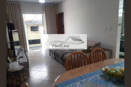 Casa à venda com 104m², 2 quartos e 3 vagas