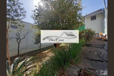 Casa à venda com 104m², 2 quartos e 3 vagas
