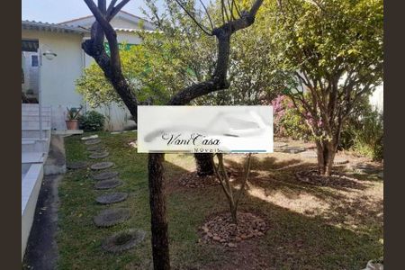 Casa à venda com 104m², 2 quartos e 3 vagas
