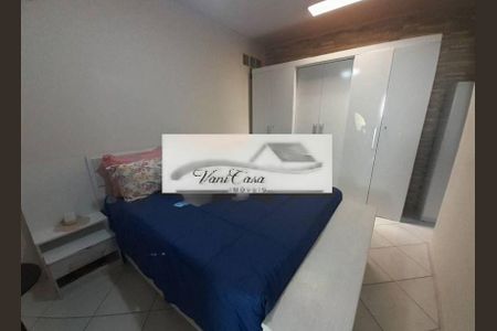 Casa à venda com 104m², 2 quartos e 3 vagas