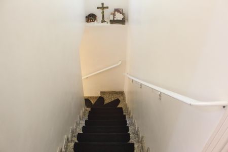 Casa à venda com 242m², 3 quartos e 3 vagasEscada