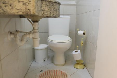 Casa à venda com 242m², 3 quartos e 3 vagasLavabo