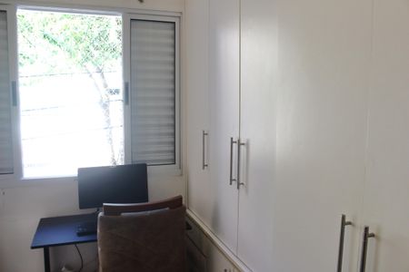 Casa à venda com 242m², 3 quartos e 3 vagasQuarto 2