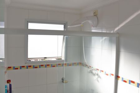 Casa à venda com 242m², 3 quartos e 3 vagasBanheiro da Suíte 2 Suite Americana