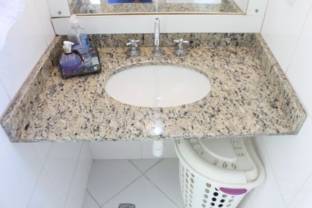 Casa à venda com 242m², 3 quartos e 3 vagasBanheiro da Suíte 2 Suite Americana