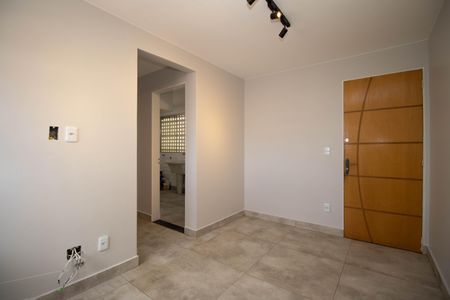 Apartamento para alugar com 83m², 3 quartos e 1 vagaSala