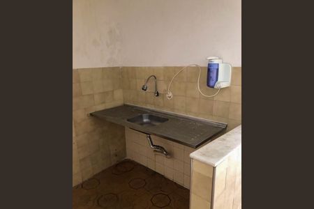 Casa à venda com 360m², 3 quartos e 5 vagasCasa fundos