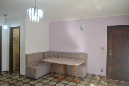 Casa à venda com 360m², 3 quartos e 5 vagasSala