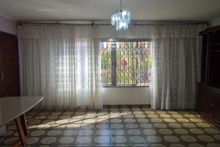 Casa à venda com 360m², 3 quartos e 5 vagasSala