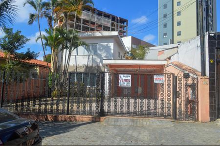 Casa à venda com 360m², 3 quartos e 5 vagasFachada